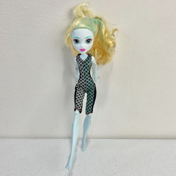 Monster High Doll Lagoona Blue Surf to Turf Mattel 2016 DNX06 - Picture 2 of 16